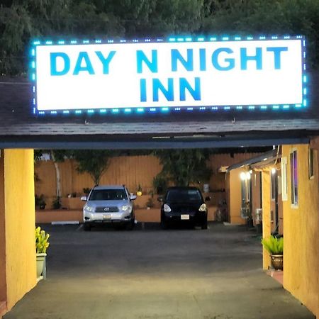 Day N Night Inn - Near Universal Studios Hollywood ลอสแอนเจลิส ภายนอก รูปภาพ